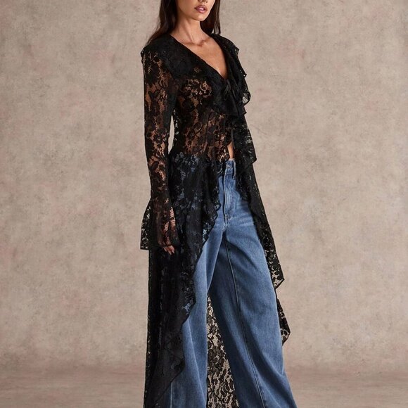 Black Elegant Women's Romantic Ruffled Lace Top Coat - Picture 3 of 7